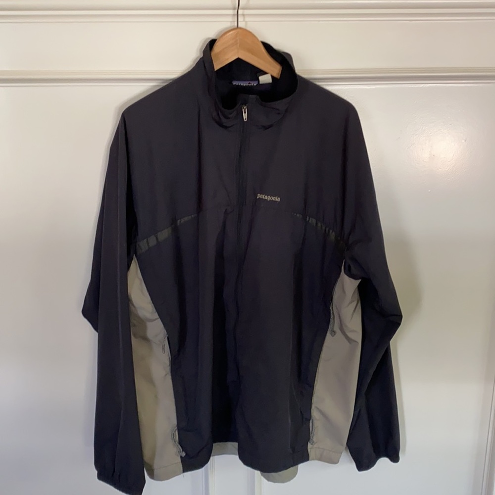 Men’s Patagonia ventilation jacket - Picture 1 of 7
